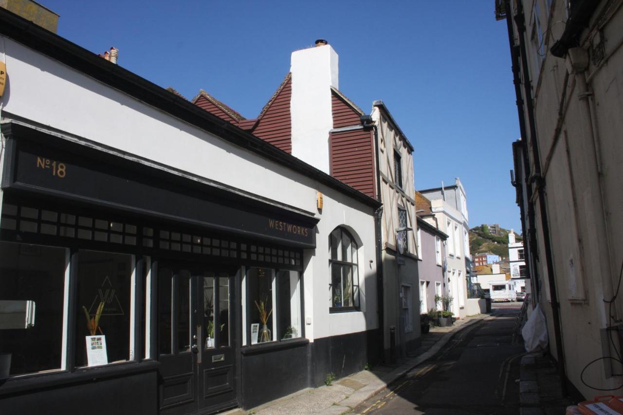 Fishermans Cottage Built In 1705 Hastings Exterior photo